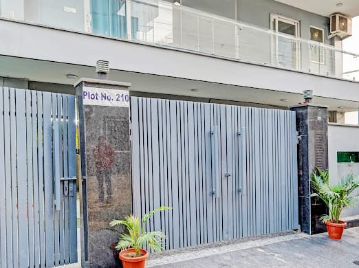 Akshay Home Stay & Hotels