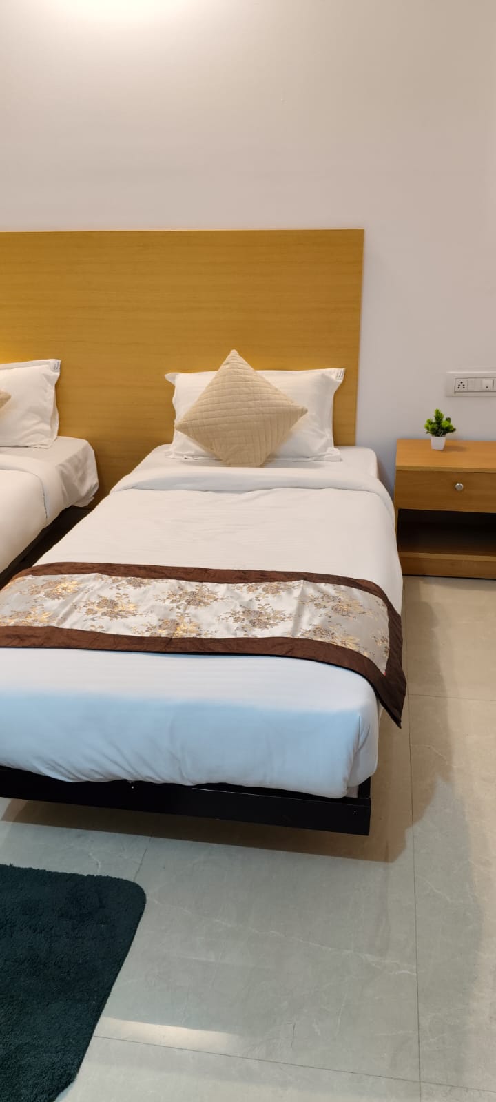 Akshay Home Stay & Hotels