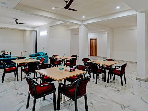 Akshay Home Stay & Hotels